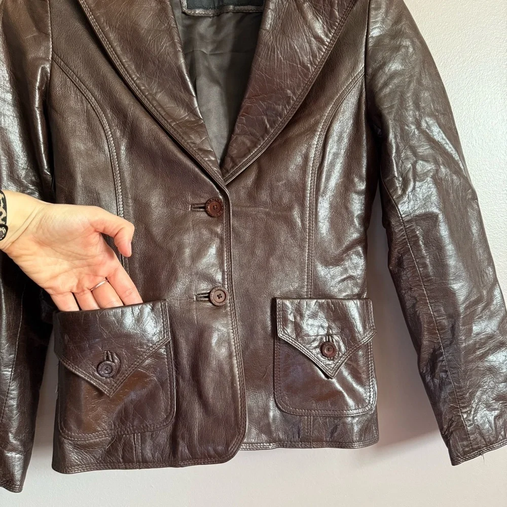 American Base Women's Brown Leather Jacket Button Front Size Small - Picture 3 of 6